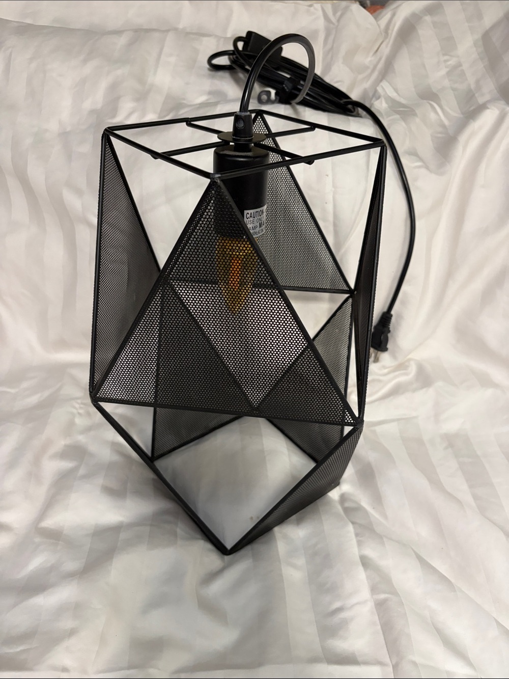 Black Geometric Metal Table Lamp Accent Light